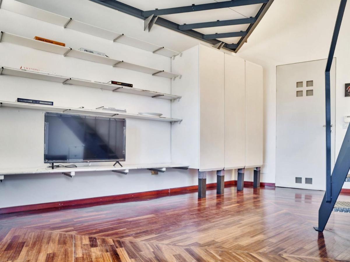 Splendid Apartment In The Historic Center Milánó Kültér fotó