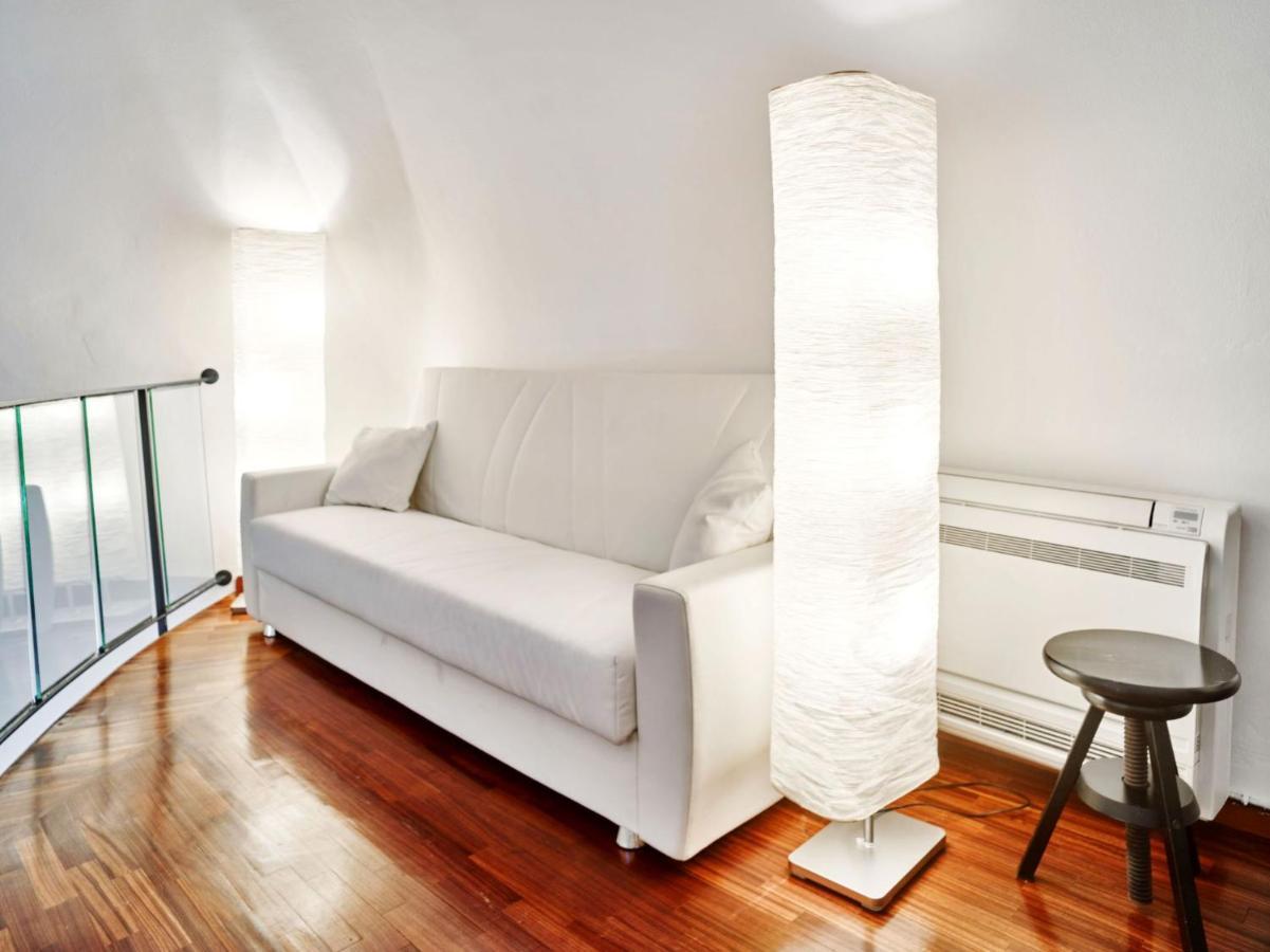 Splendid Apartment In The Historic Center Milánó Kültér fotó