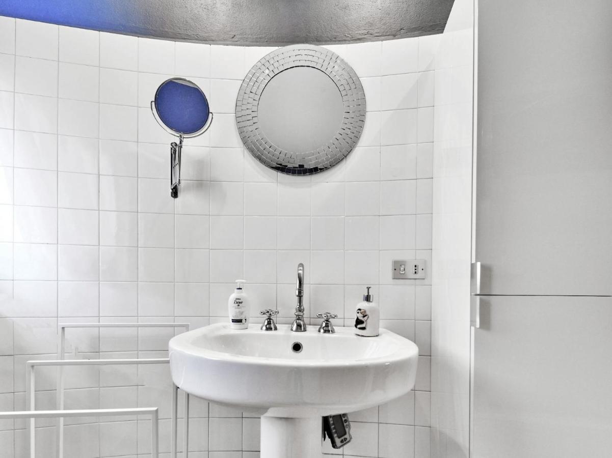 Splendid Apartment In The Historic Center Milánó Kültér fotó