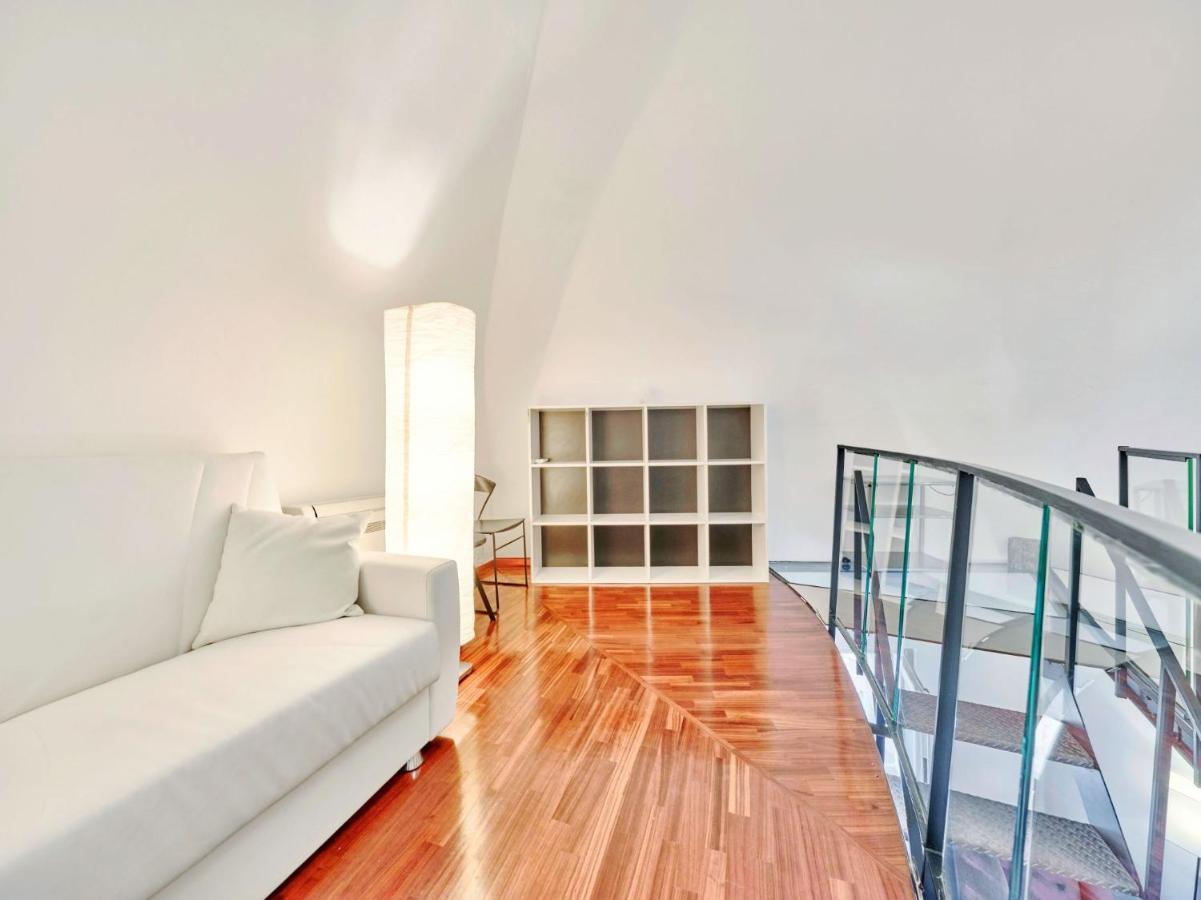 Splendid Apartment In The Historic Center Milánó Kültér fotó